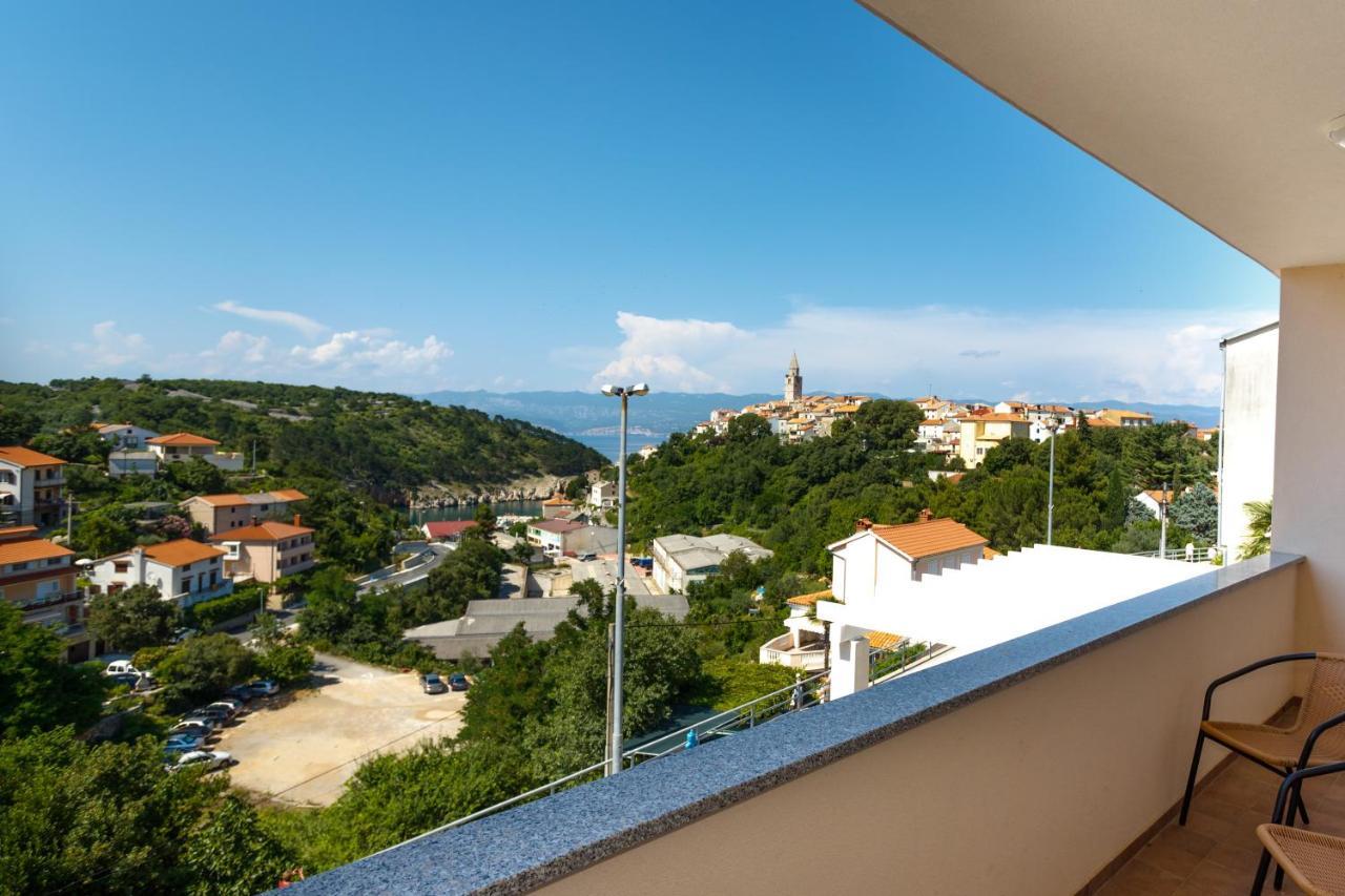 Villa Mirela Apartment Vrbnik Exterior foto