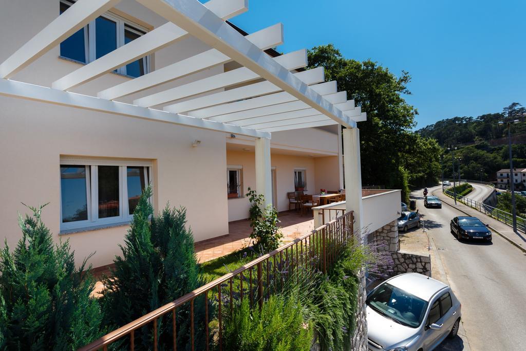 Villa Mirela Apartment Vrbnik Exterior foto